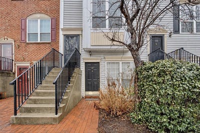 /international/us/111-cottonwood-st-jersey-city-nj-110106298620/
