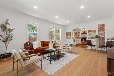 /international/us/521-e-idaho-ave-meridian-id-110106974717/