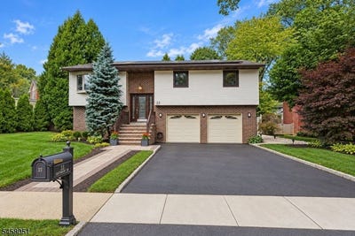 /international/us/33-canterbury-dr-scotch-plains-twp-nj-110110191470/