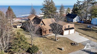 /international/us/5400-phyllis-drive-black-river-mi-110100943008/