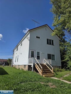/international/us/110-3rd-ave-n-biwabik-mn-110119907663/