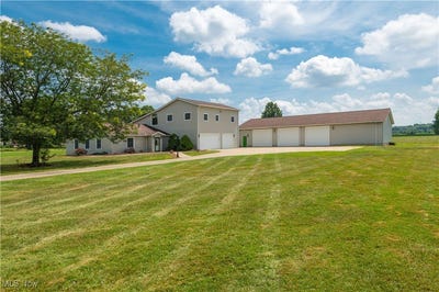 /international/us/34433-law-road-grafton-oh-110101218636/