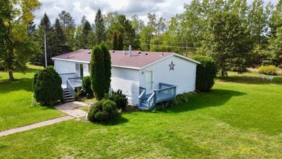 /international/us/3116-1st-street-sturgeon-lake-mn-110110299608/
