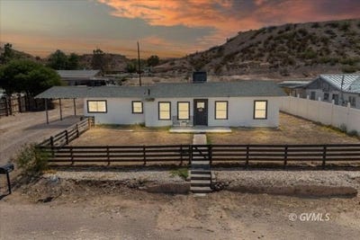 /international/us/705-center-st-duncan-az-110100631742/