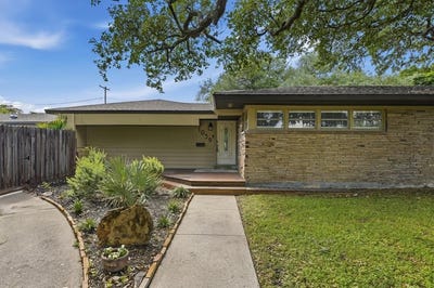 /international/us/1059-s-mccampbell-st-aransas-pass-tx-110108060522/