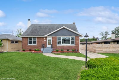 /international/us/1001-oakton-street-park-ridge-il-110105508337/