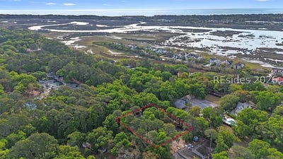 /international/us/1-joyce-lane-hilton-head-island-sc-110107317663/
