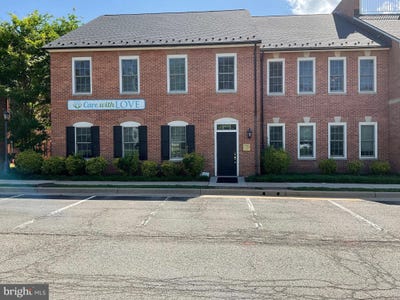 /international/us/10505-braddock-road-fairfax-va-110100031606/