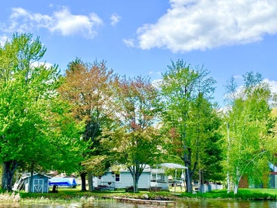 /international/us/2465-norway-point-dr-pelican-lake-wi-110119369079/