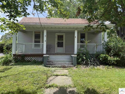 /international/us/501-n-cherry-street-otterville-mo-110108476271/