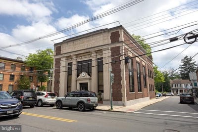 /international/us/31-37-bridge-st-lambertville-nj-110100632605/?lang=en