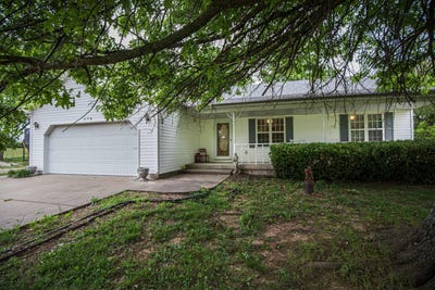 /international/us/376-w-state-highway-dd-lamar-mo-110107853827/