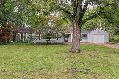 /international/us/8932-e-66th-street-raytown-mo-110120622571/