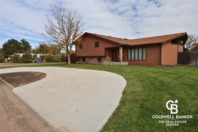 /international/us/501-s-3rd-street-leoti-ks-110103380336/