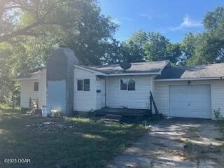 /international/us/415-w-daugherty-street-carterville-mo-110101192244/