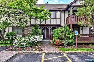 /international/us/1804-faulkner-court-mahwah-nj-110108022634/