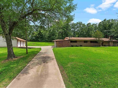 /international/us/1320-pinehill-drive-jefferson-tx-110099634741/
