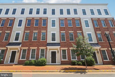 /international/us/269-high-rail-terrace-se-leesburg-va-110100764869/