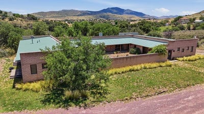 /international/us/204-dove-ln-fort-davis-tx-110108849933/