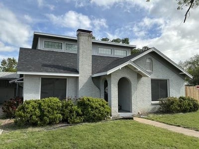 /international/us/700-w-broad-street-brady-tx-110107233574/