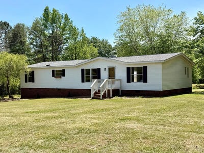/international/us/10015-brookneal-hwy-gladys-va-110107805762/