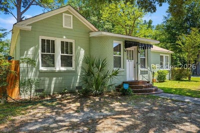 /international/us/437-se-laurens-avenue-fairfax-sc-110108109062/