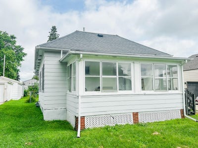 /international/us/1621-mamie-eisenhower-avenue-boone-ia-110101119943/?lang=en