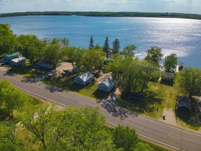 /international/us/27621-co-hwy-83-battle-lake-mn-110106323333/