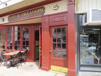 /international/us/33-deer-park-avenue-babylon-ny-110109211630/