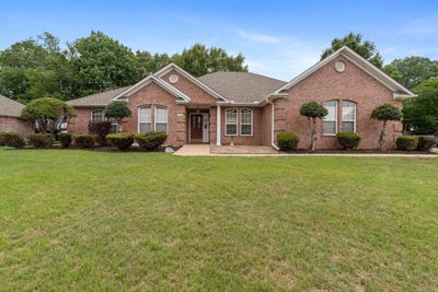 /international/us/3810-millbrook-drive-bryant-ar-110108304845/