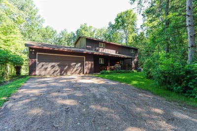 /international/us/n1970-evergreen-lane-waupaca-wi-110108794976/