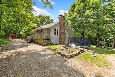 /international/us/15495-flat-rock-road-prairie-grove-ar-110108741504/