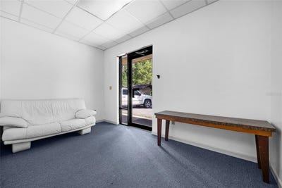 /international/us/4424-nw-13th-street-gainesville-fl-110105871210/