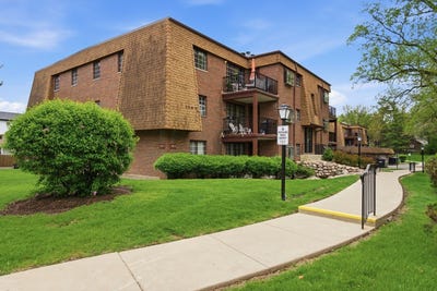 /international/us/385-duane-street-glen-ellyn-il-110107694958/