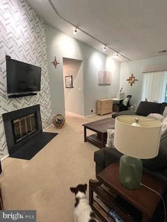 /international/us/534-wood-mill-east-windsor-nj-110107898249/