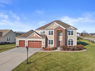 /international/us/n42w22770-beacon-ct-pewaukee-wi-110107801120/