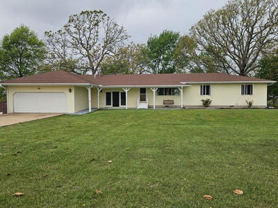 /international/us/10986-lone-pine-road-mountain-grove-mo-110107546525/