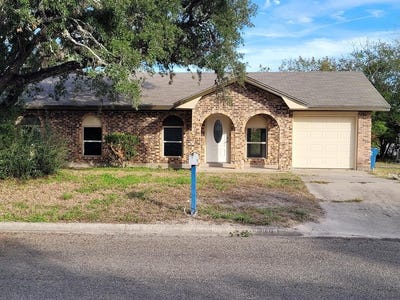/international/us/900-e-3rd-st-sinton-tx-110104017965/