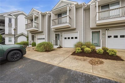 /international/us/1011-high-dunes-quay-hampton-va-110107935368/