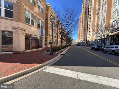 /international/us/12000-market-street-reston-va-110106931978/