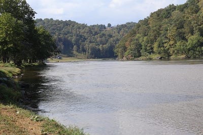 /international/us/-tbd-river-view-e-lot-39-40-independence-va-110106670457/