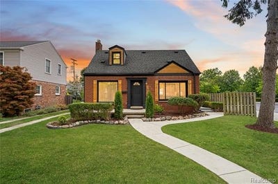 /international/us/1814-hunt-club-drive-grosse-pointe-woods-mi-110120068054/