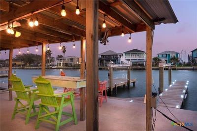 /international/us/121-ridge-harbor-drive-rockport-tx-110119512035/