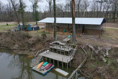 /international/us/t-b-d-hwy-923-jonesville-la-110105852128/