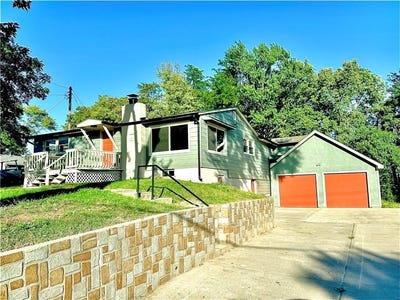 /international/us/4833-n-winchester-street-kansas-city-mo-110120517256/