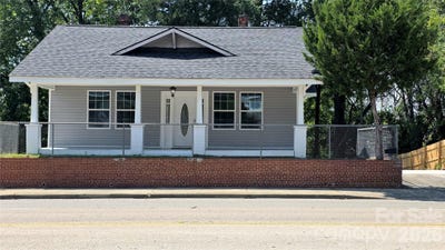 /international/us/406-s-market-street-lancaster-sc-110120015708/