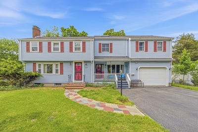 /international/us/229-summer-st-weymouth-ma-110108356777/