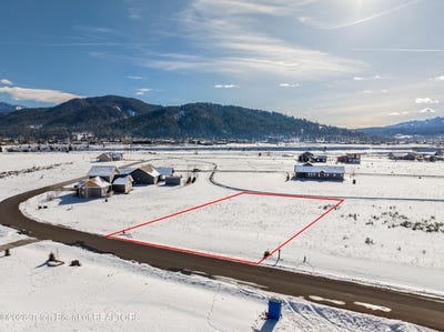 /international/us/aster-loop-lot-78-alpine-wy-110105353124/