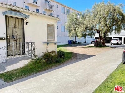 /international/us/315-w-queen-st-inglewood-ca-110108905999/