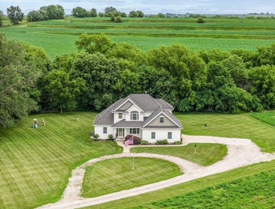 /international/us/18531-340th-street-treynor-ia-110109087593/